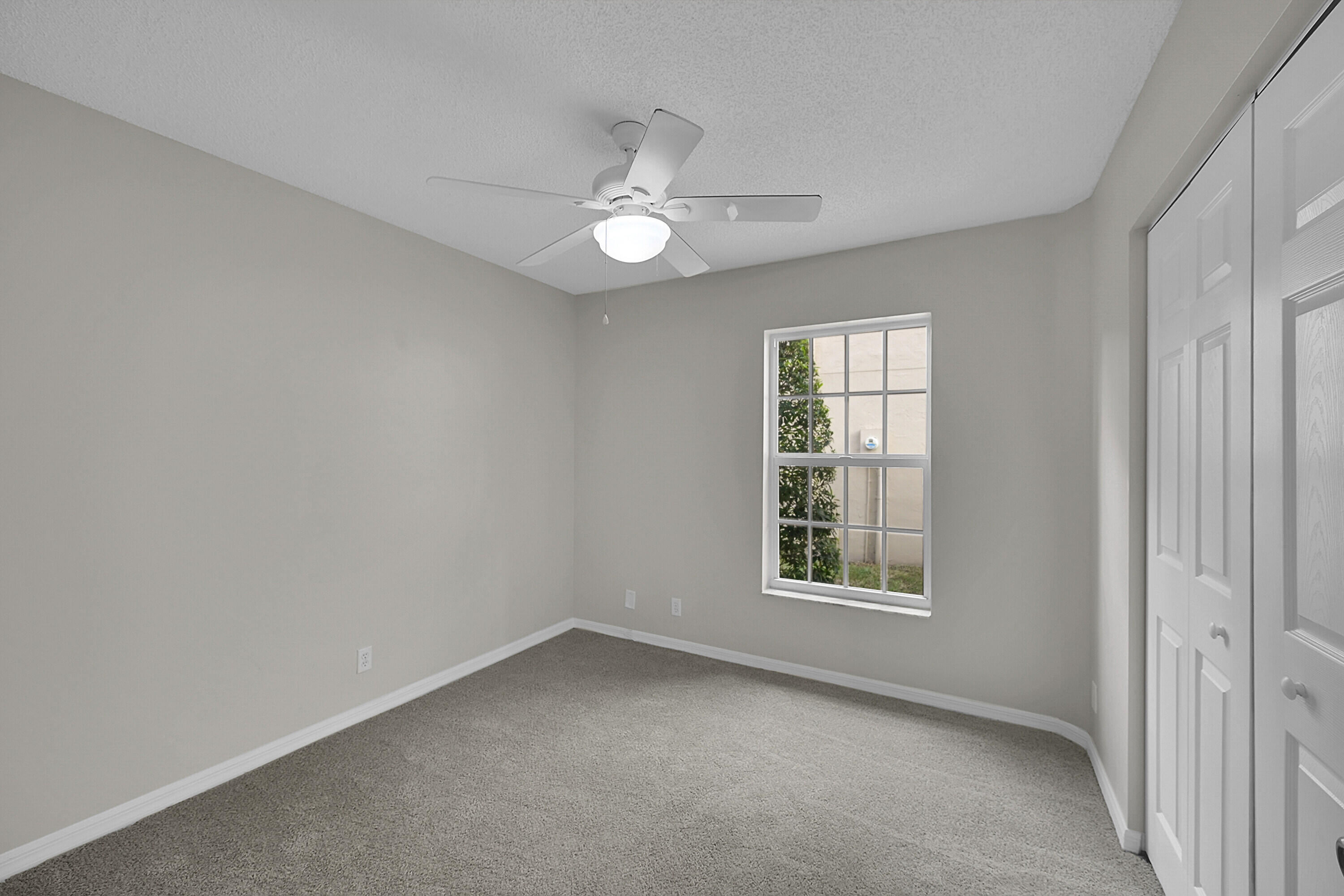 10216 Breezeway Place