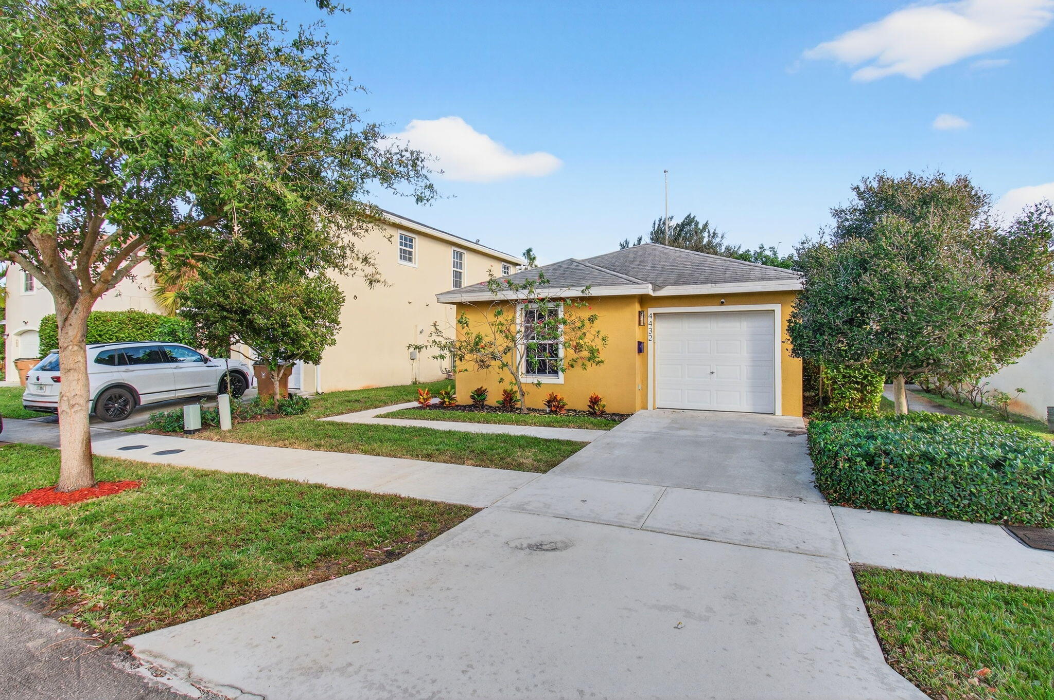 4432 NW 1st Terrace