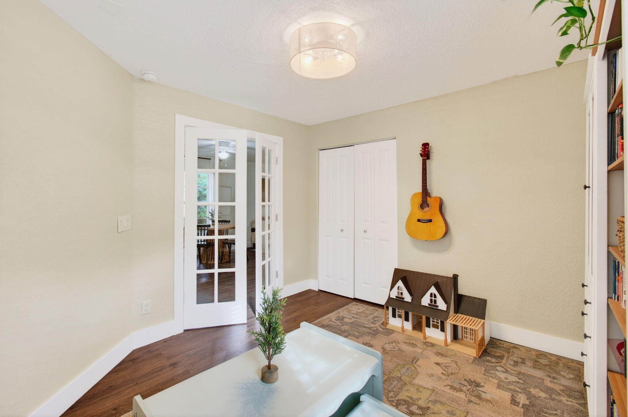 4432 NW 1st Terrace