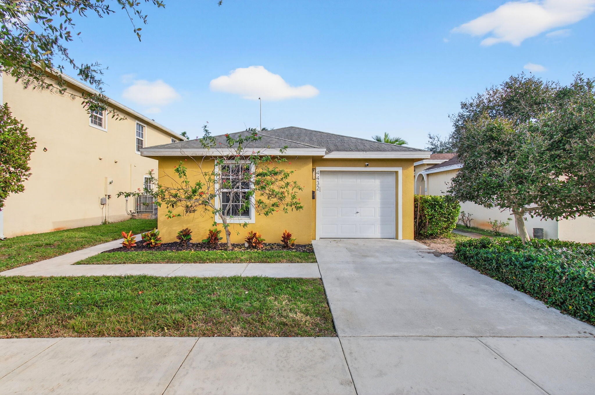4432 NW 1st Terrace