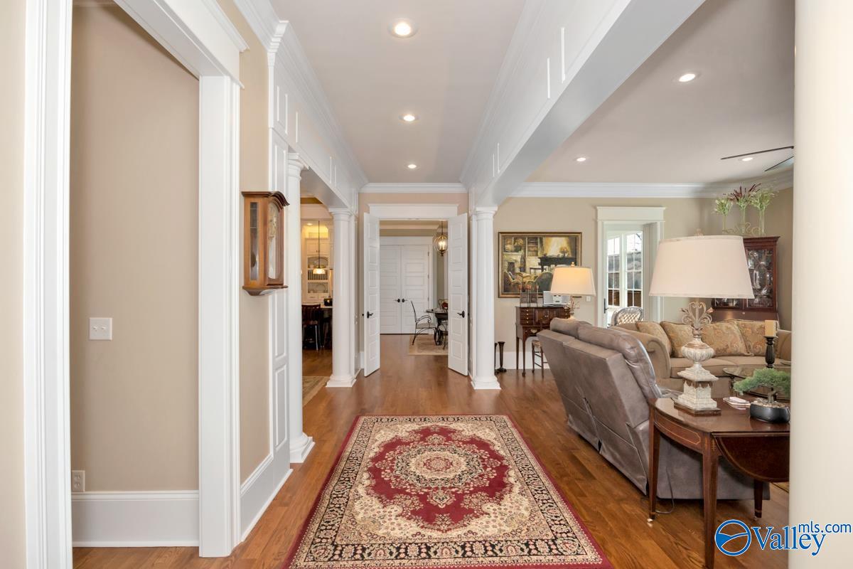 35 Lendon Main Street