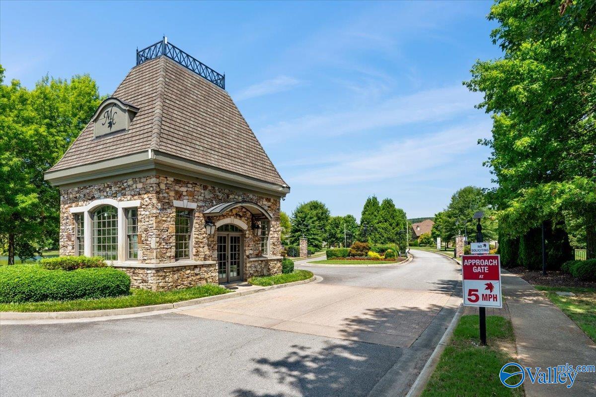 13 Wescott Hill Way SE