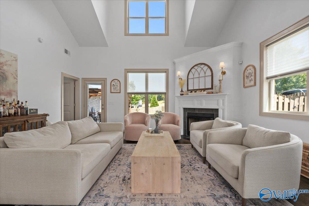 13 Wescott Hill Way SE