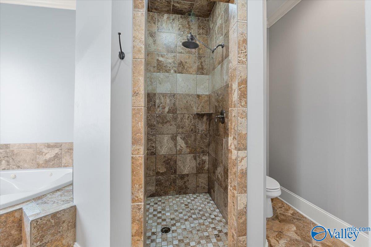 2311 Amberly Lane SW