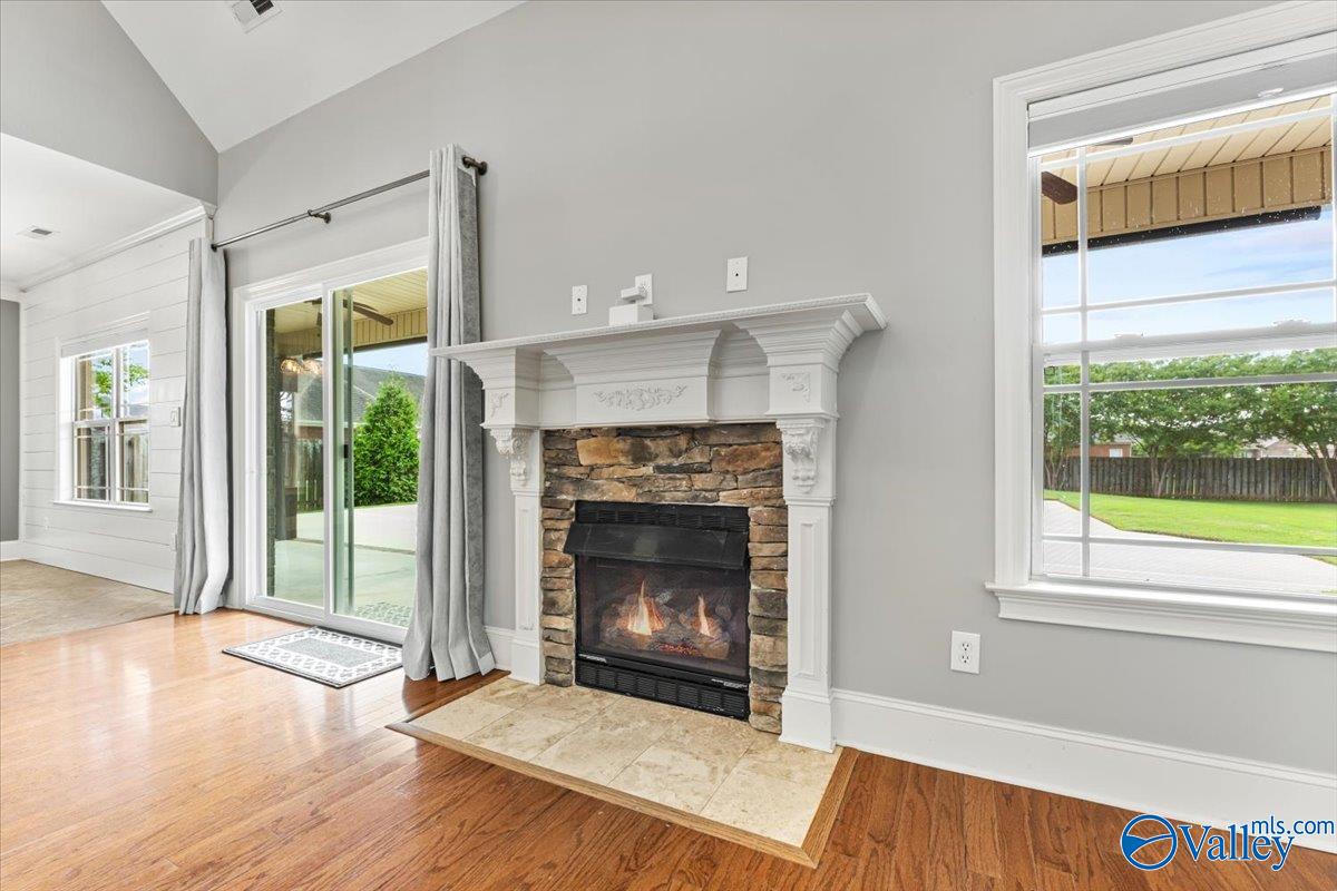 2311 Amberly Lane SW
