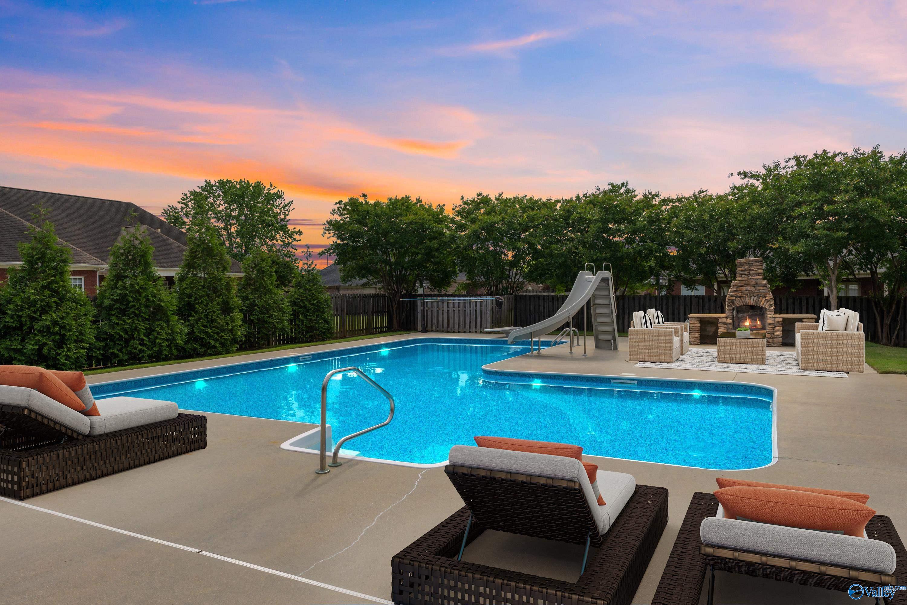 2311 Amberly Lane SW