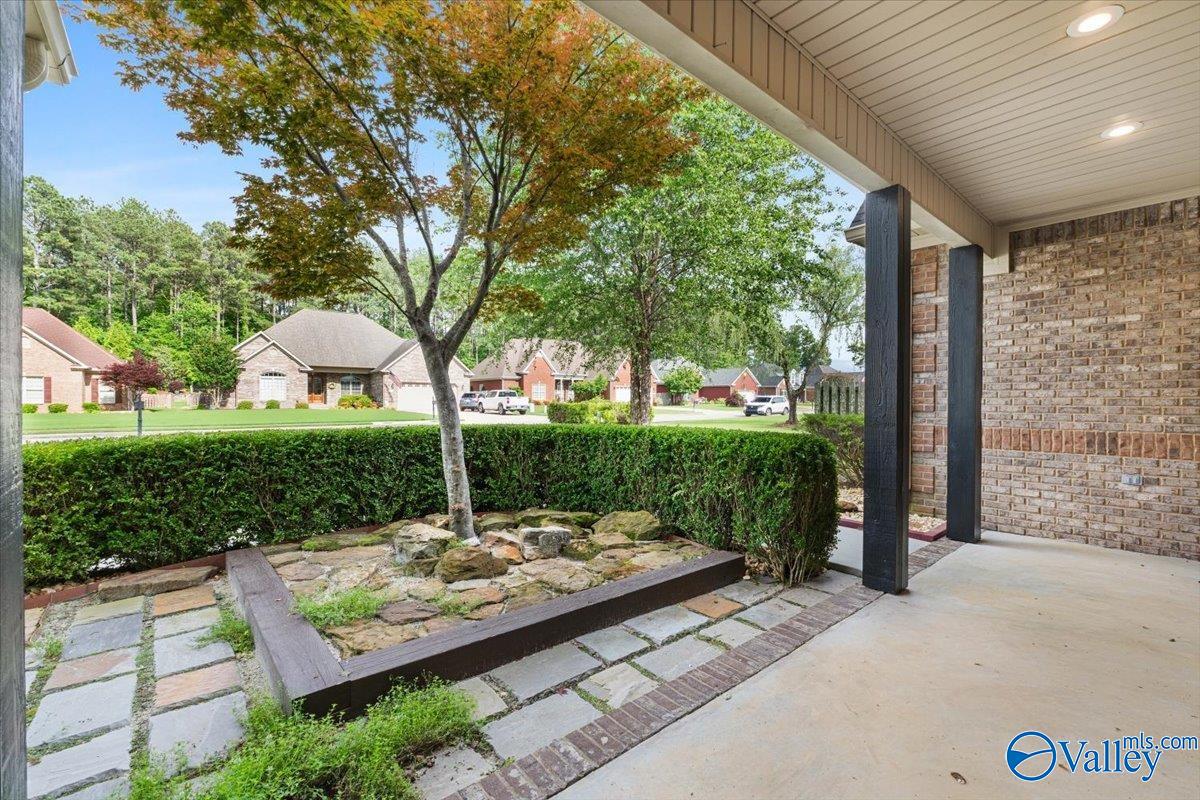 2311 Amberly Lane SW