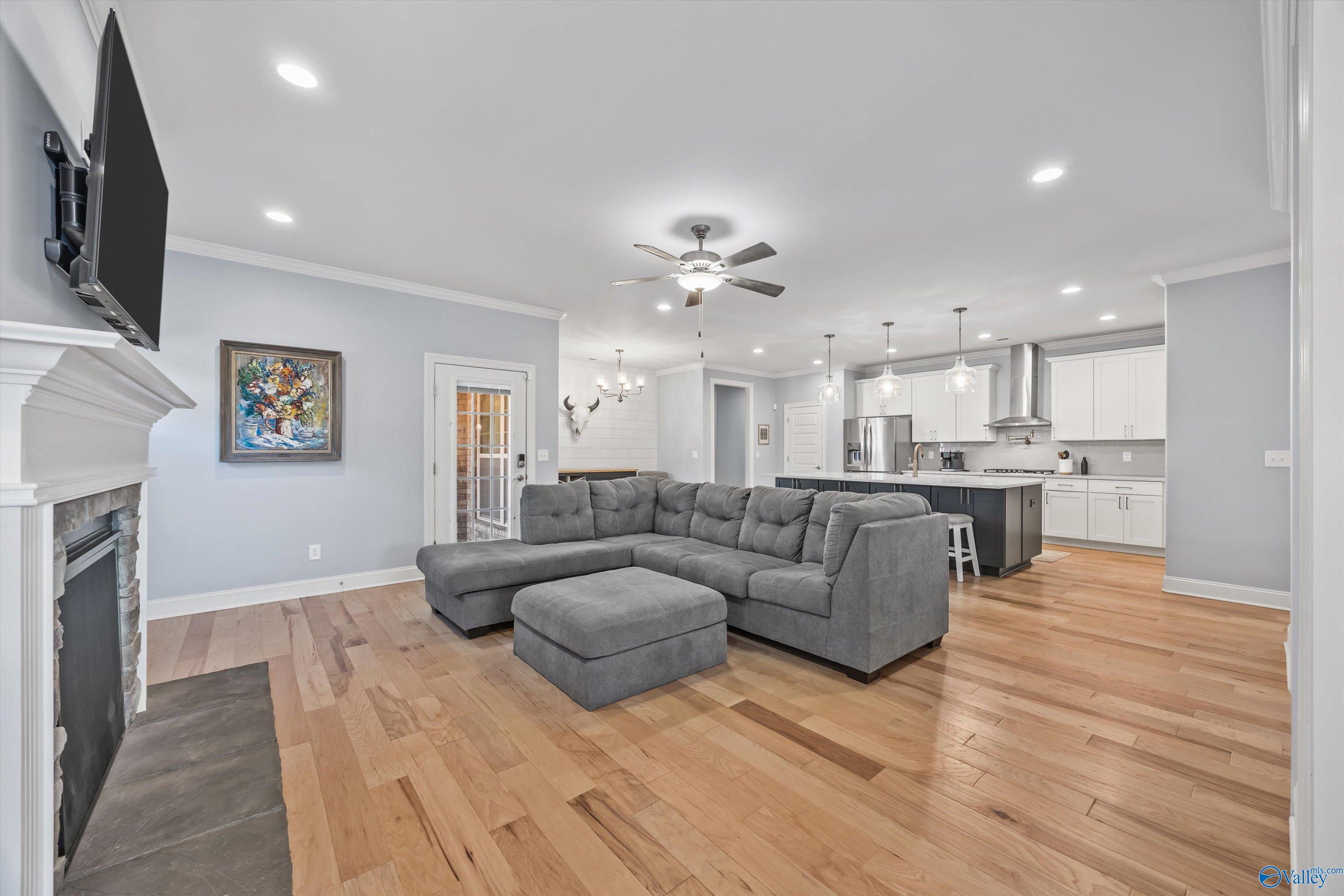 6602 Abington Glen Drive