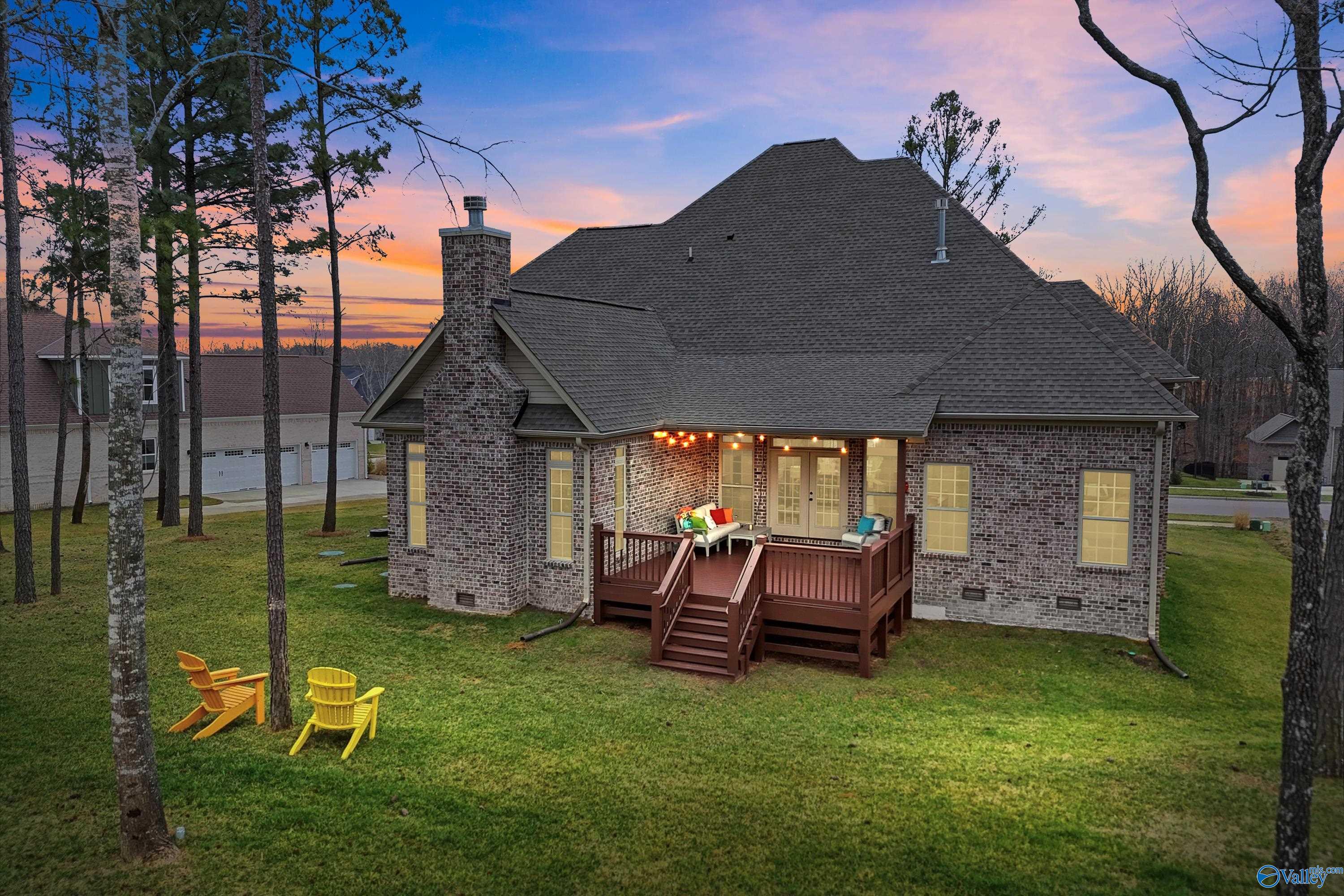 68 Natures Ridge Way SE