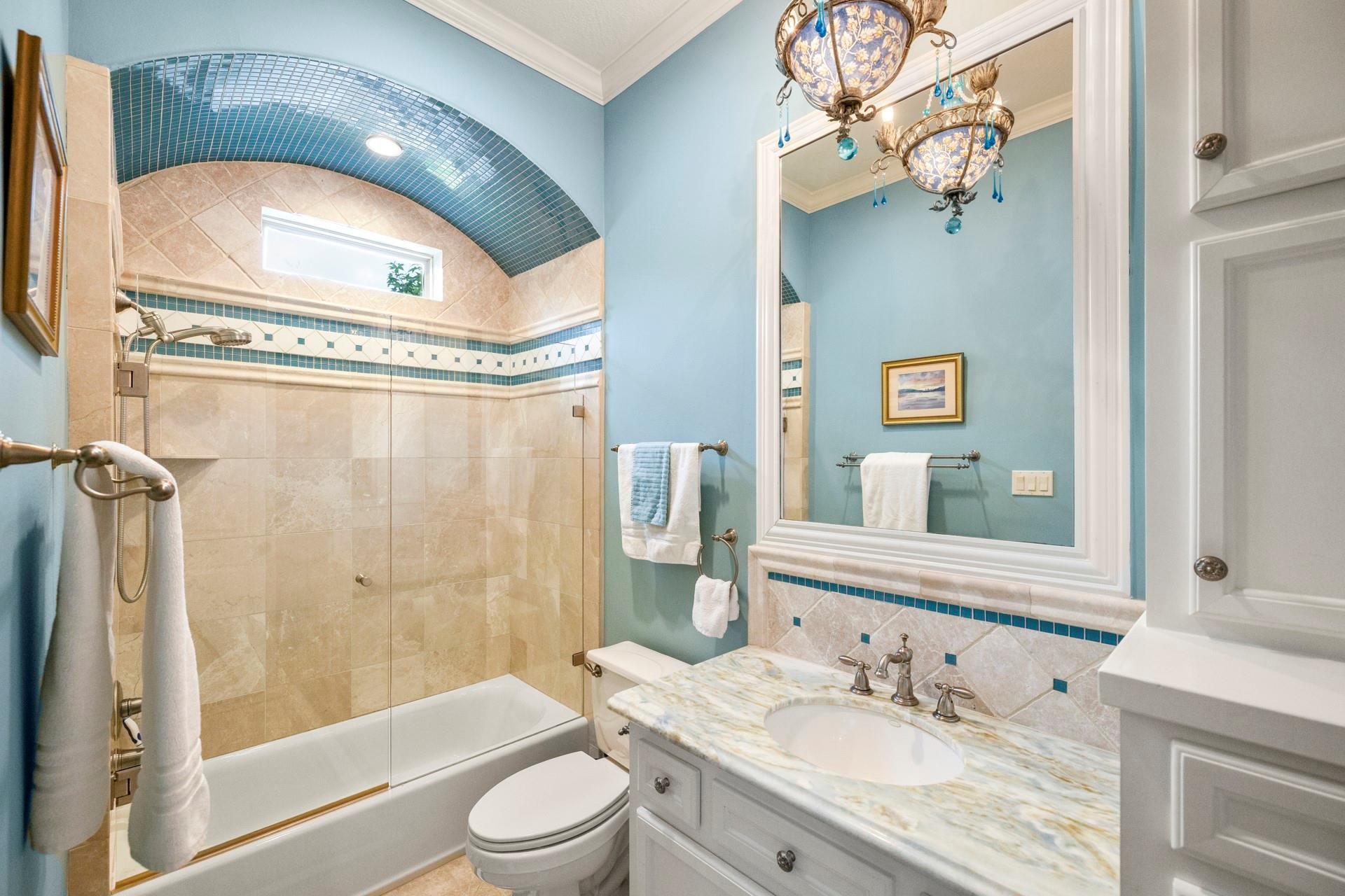 30 W Bracebridge Circle