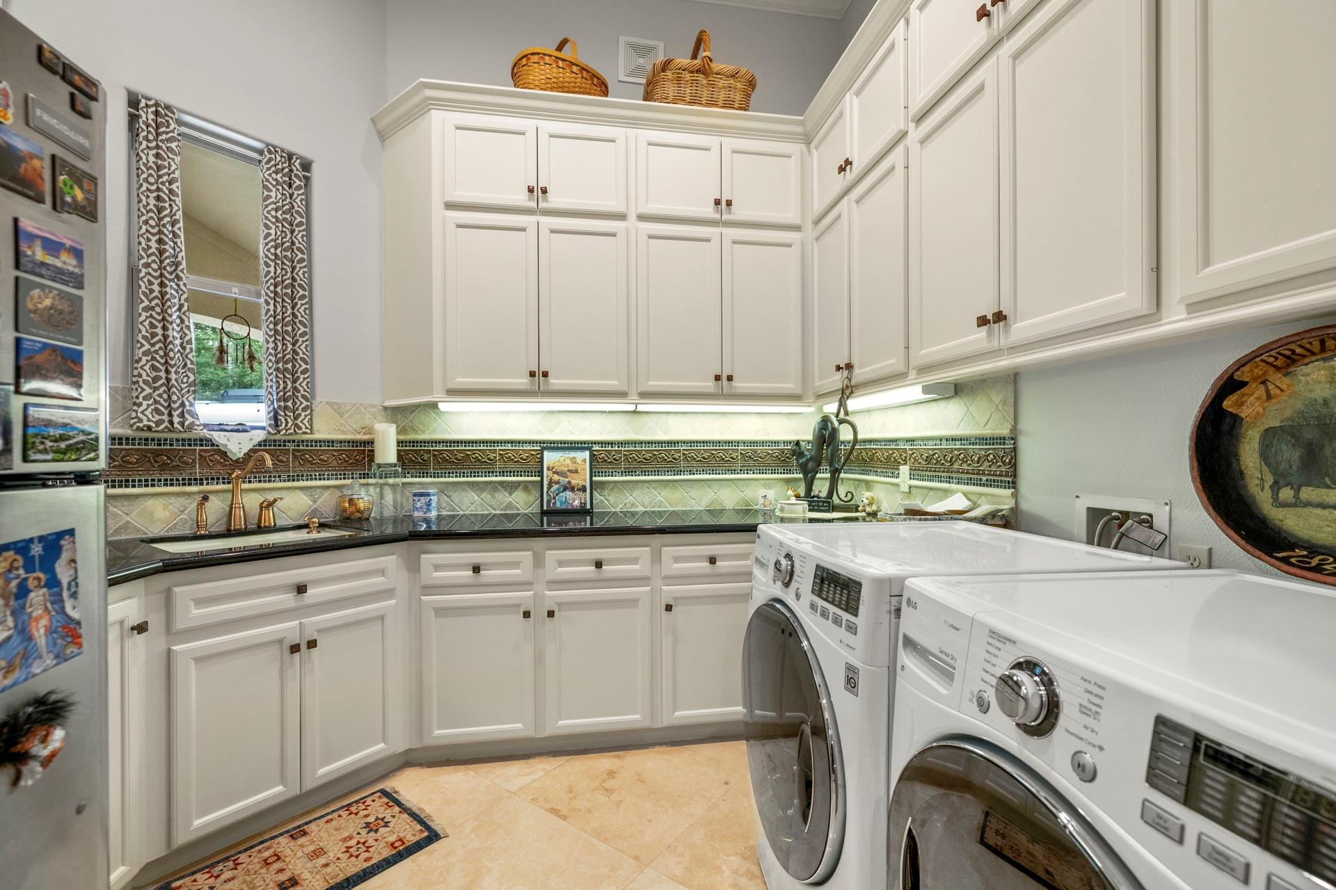 30 W Bracebridge Circle