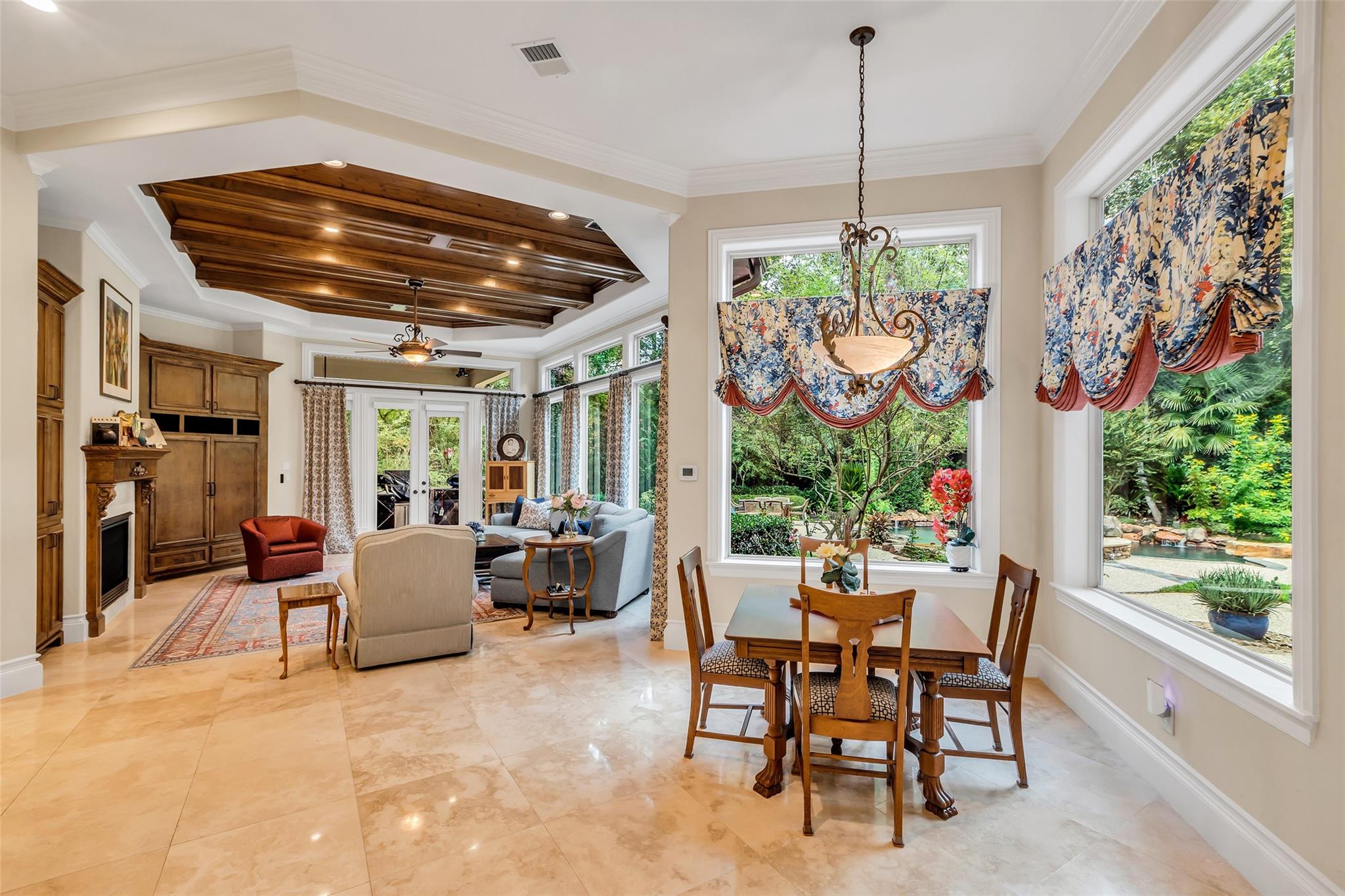30 W Bracebridge Circle