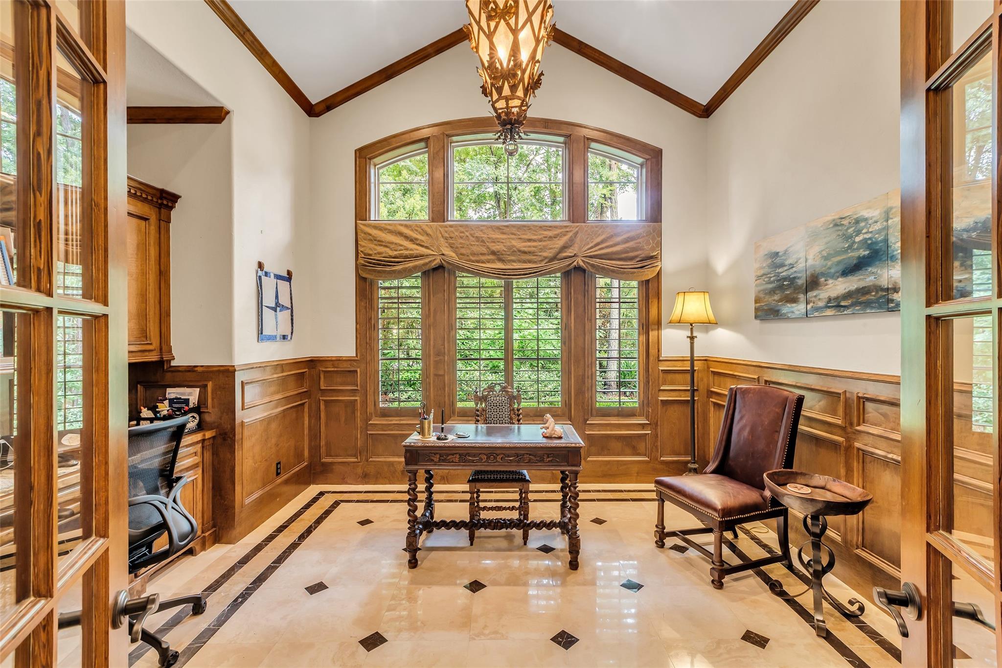 30 W Bracebridge Circle