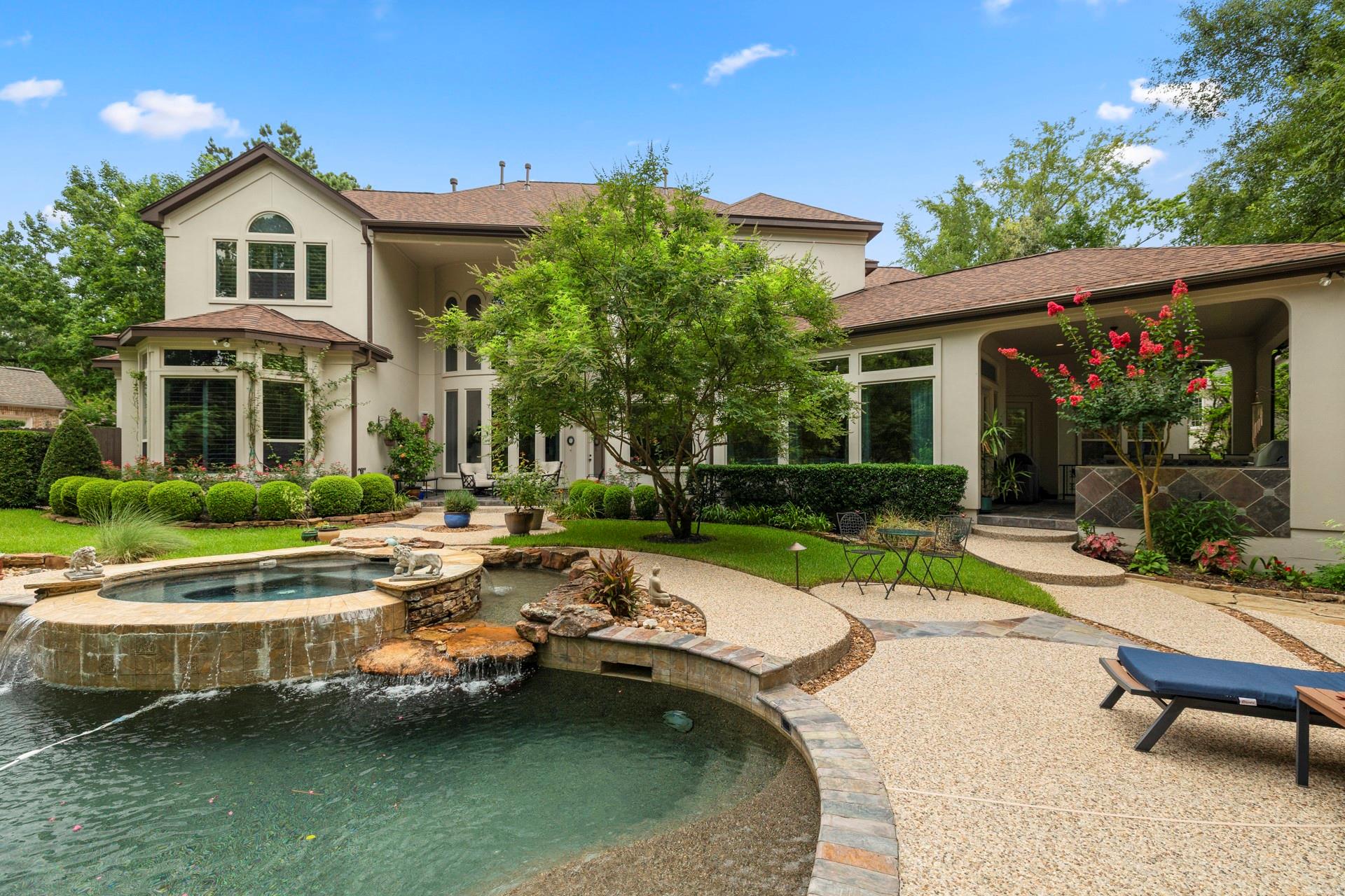 30 W Bracebridge Circle