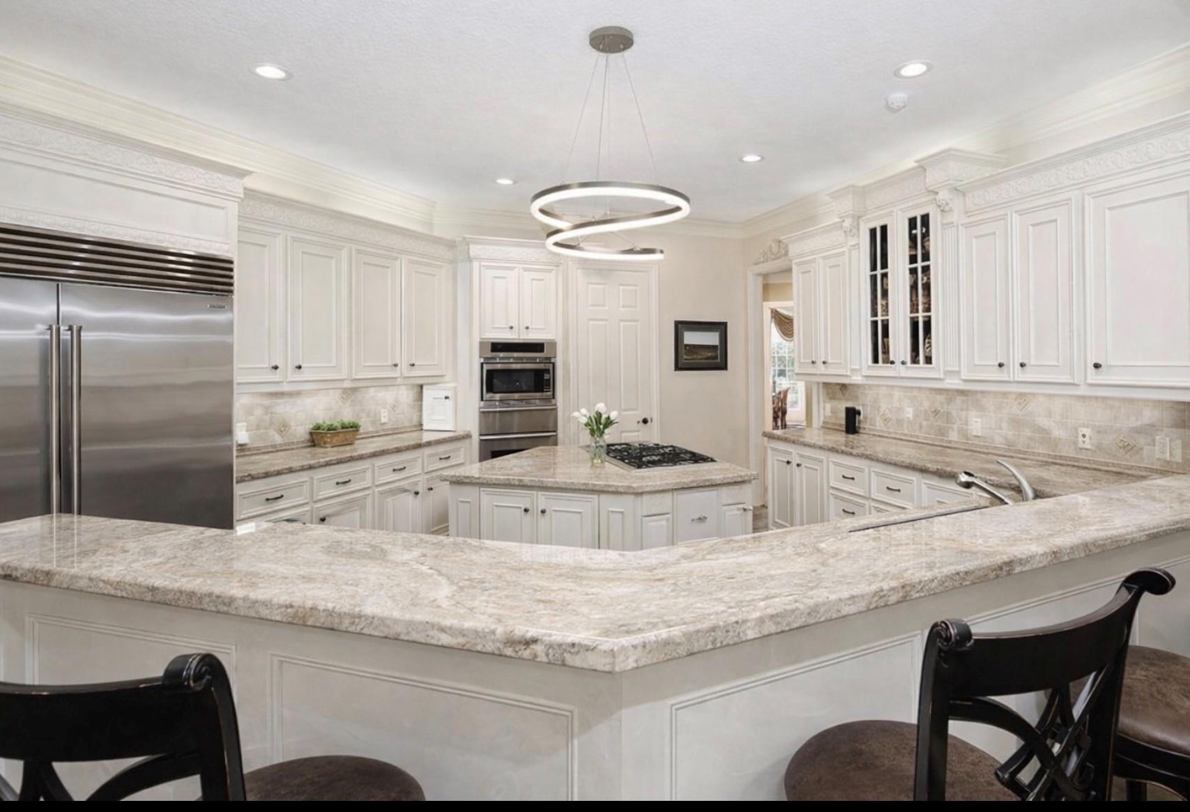 22 W Bracebridge Circle