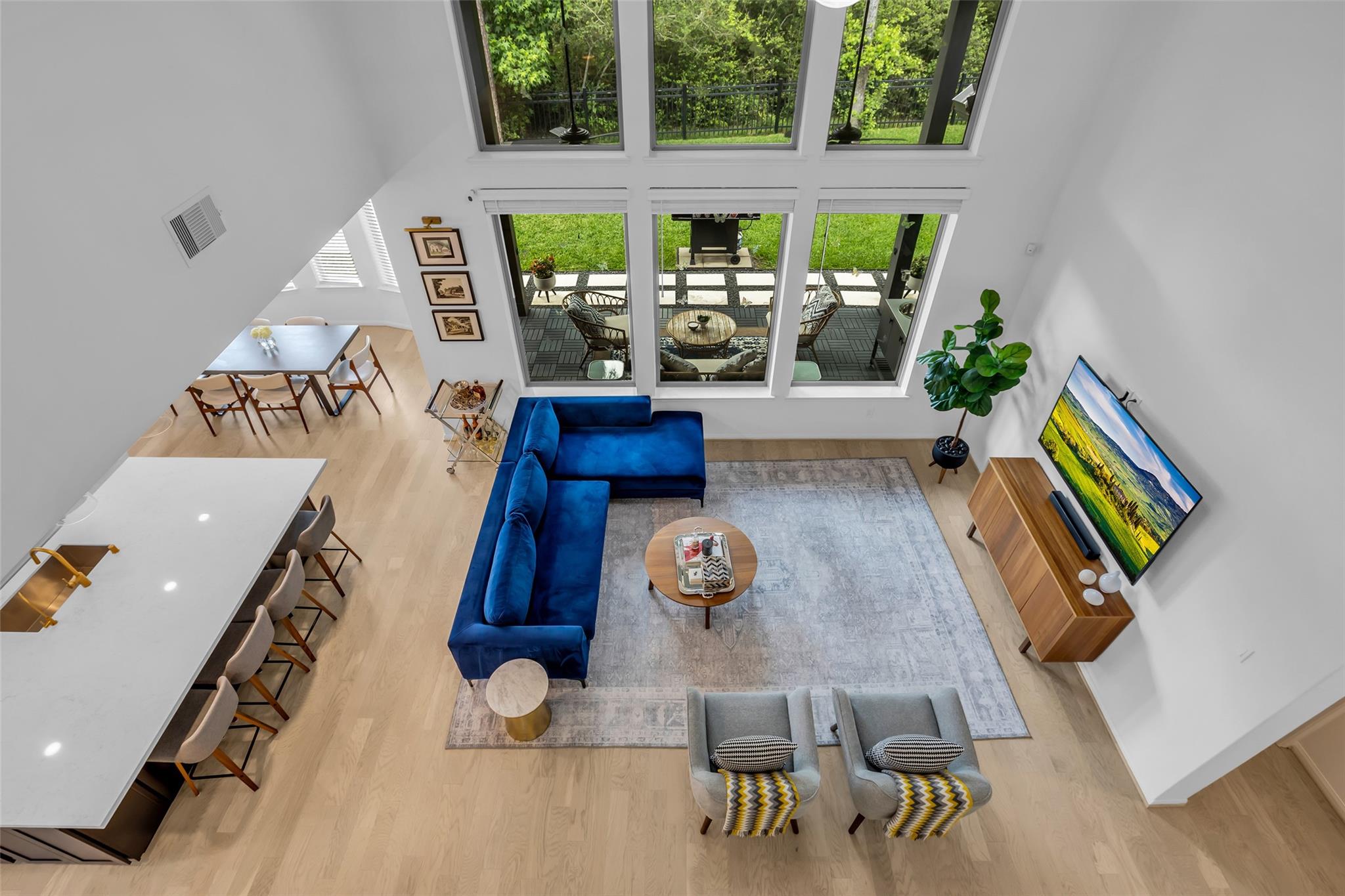 2915 Oakcrest Meadow Court