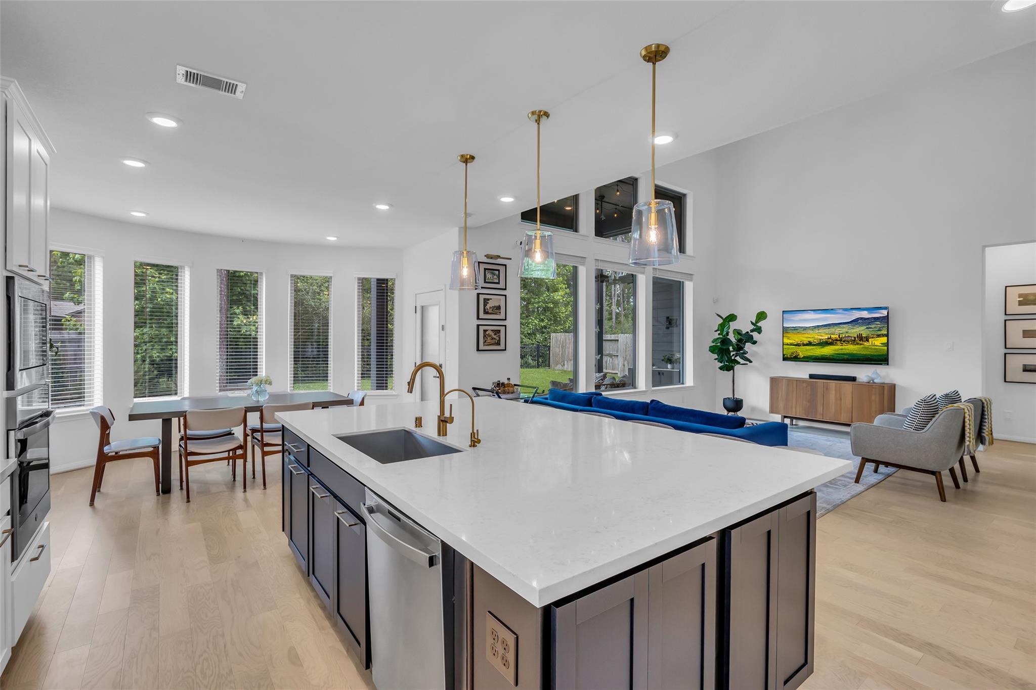 2915 Oakcrest Meadow Court