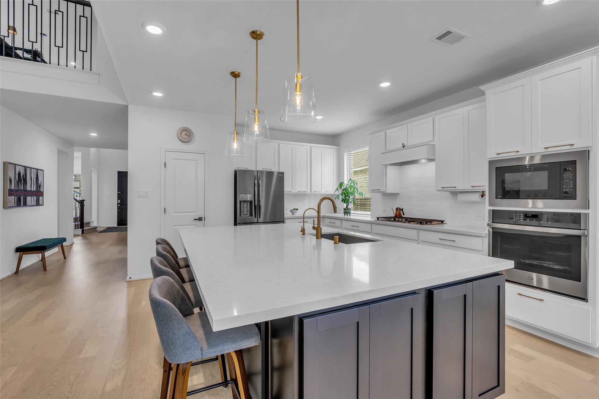 2915 Oakcrest Meadow Court