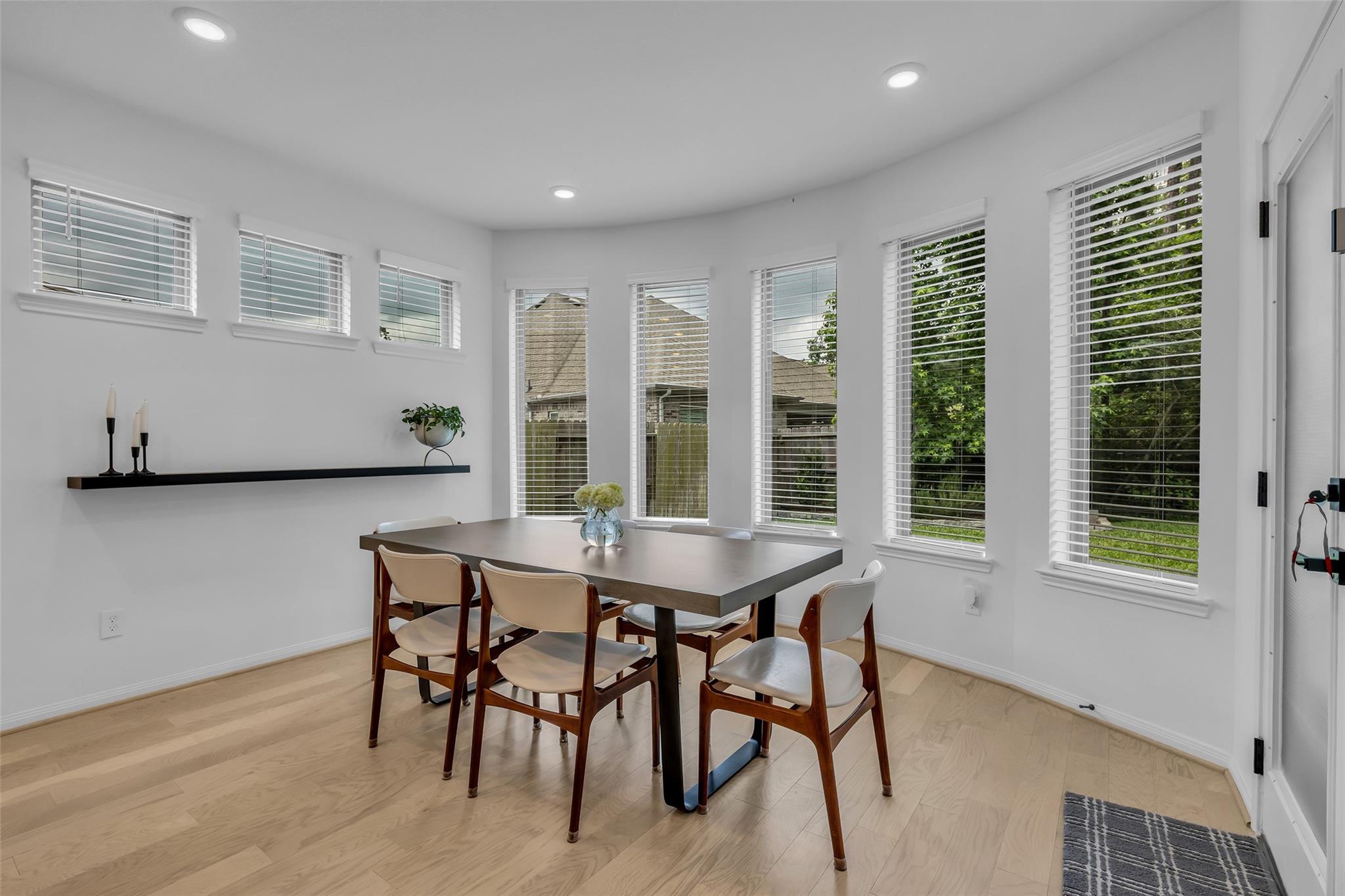 2915 Oakcrest Meadow Court