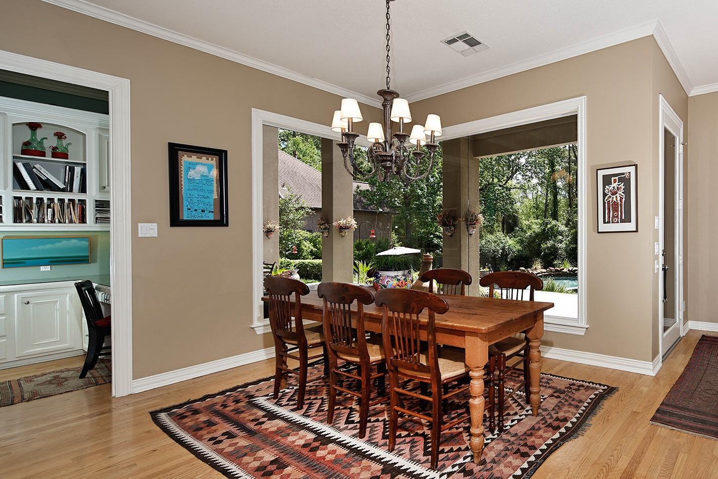 122 E Bracebridge Circle