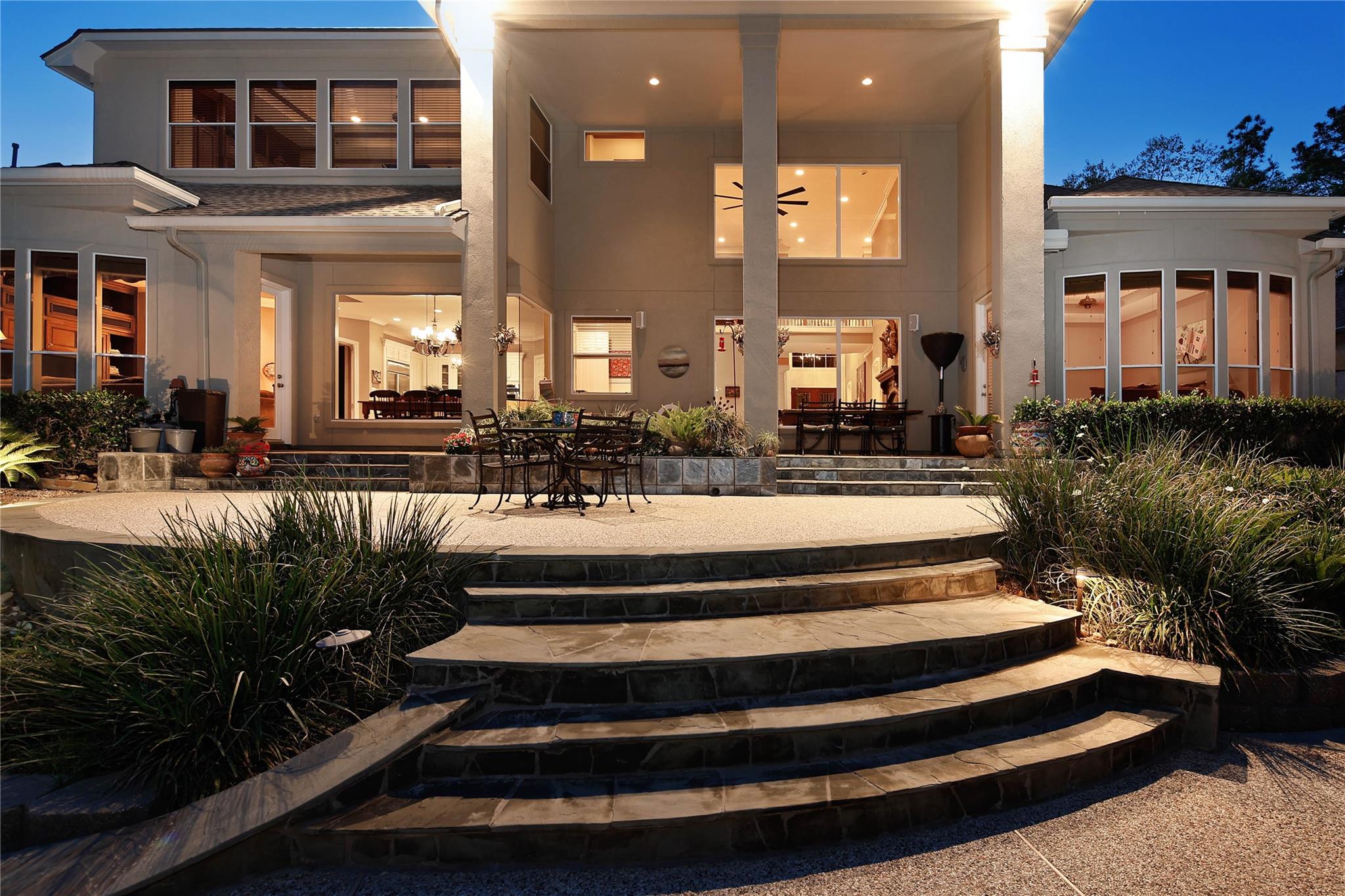 122 E Bracebridge Circle