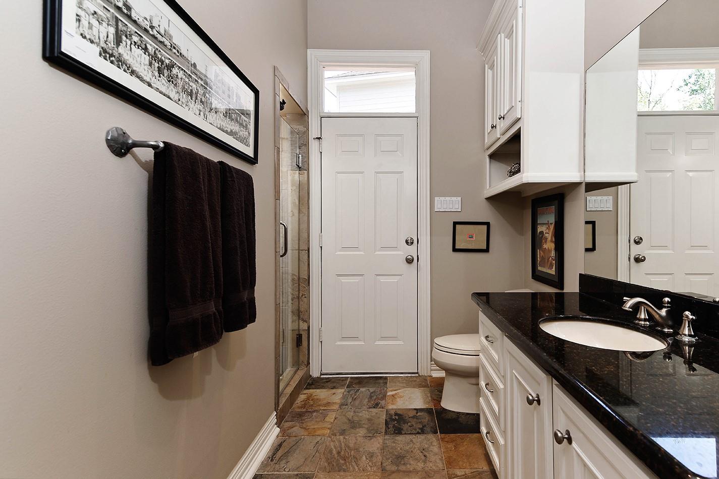 122 E Bracebridge Circle