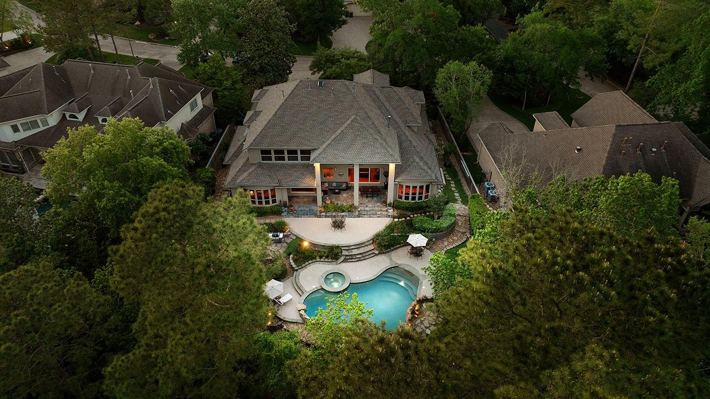 122 E Bracebridge Circle