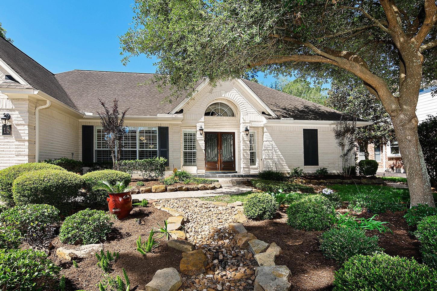 15 Carriage Pines Court