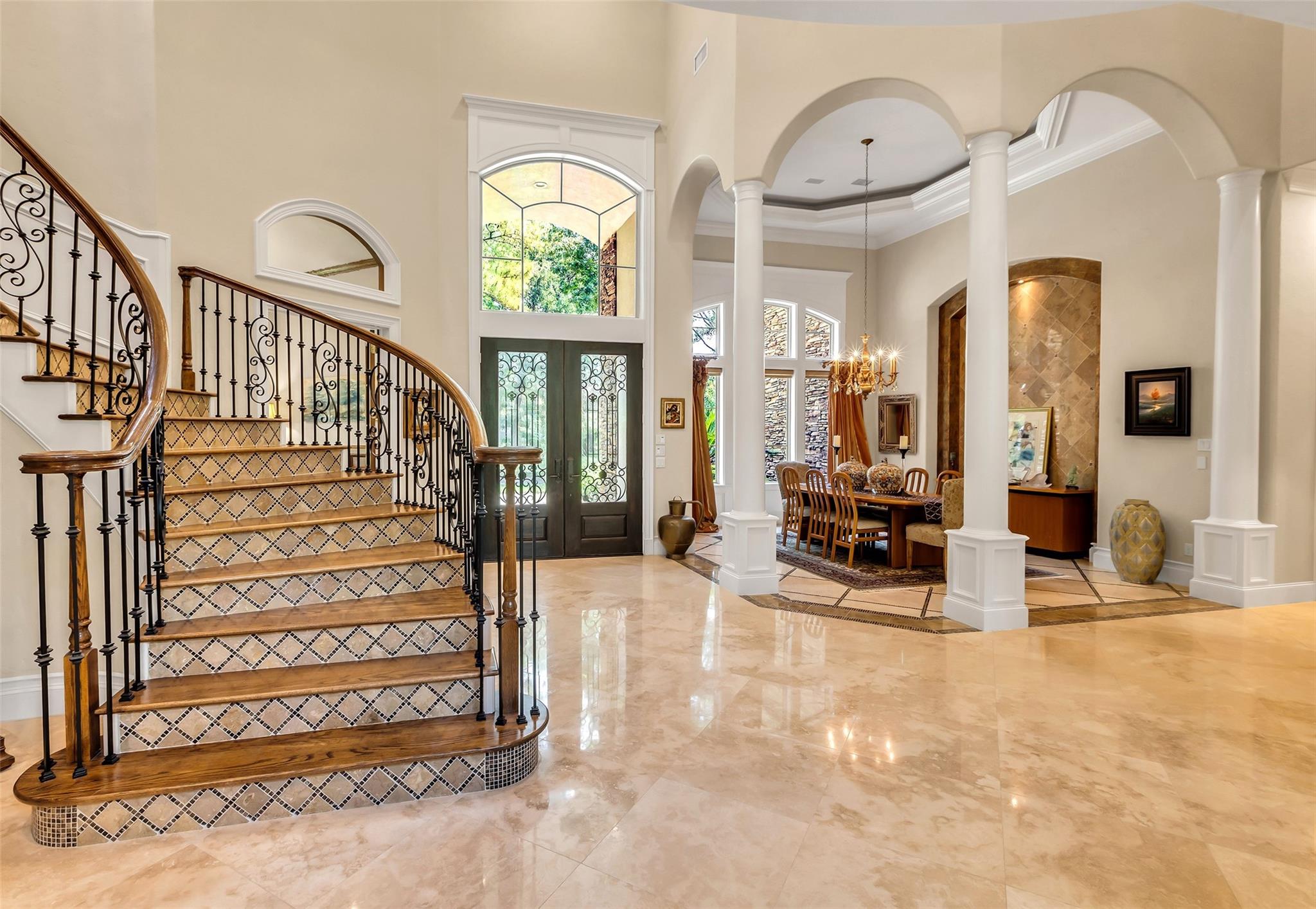 30 W Bracebridge Circle