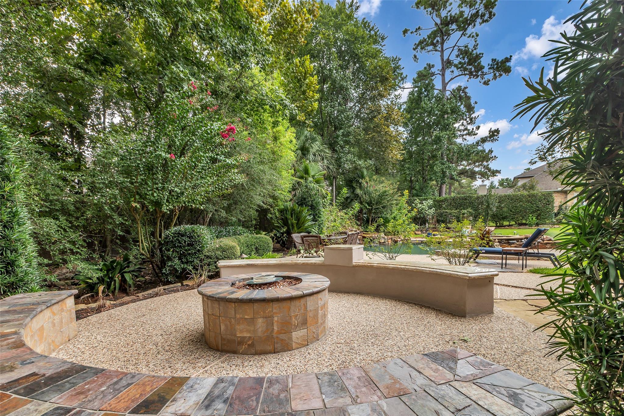 30 W Bracebridge Circle