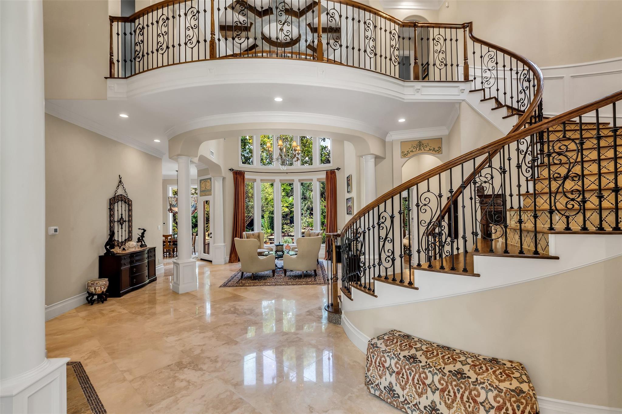 30 W Bracebridge Circle