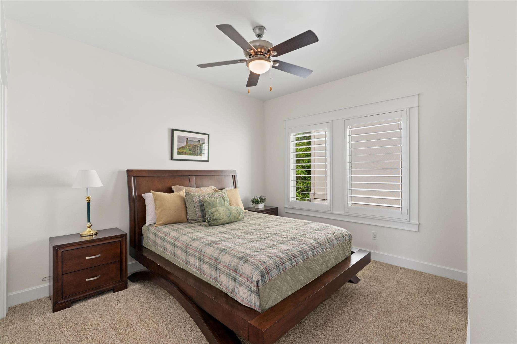 1227 Newning Ave # 10