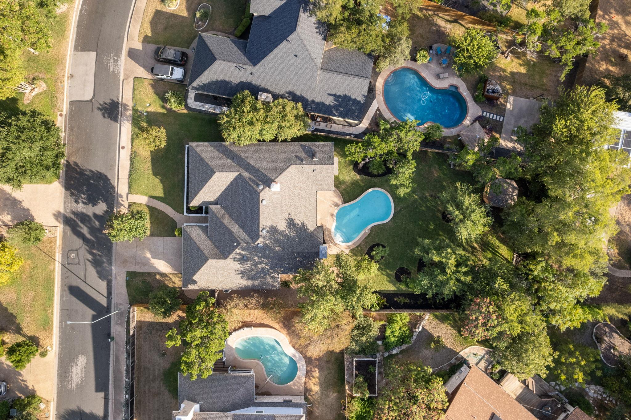 5609 Barker Ridge DR