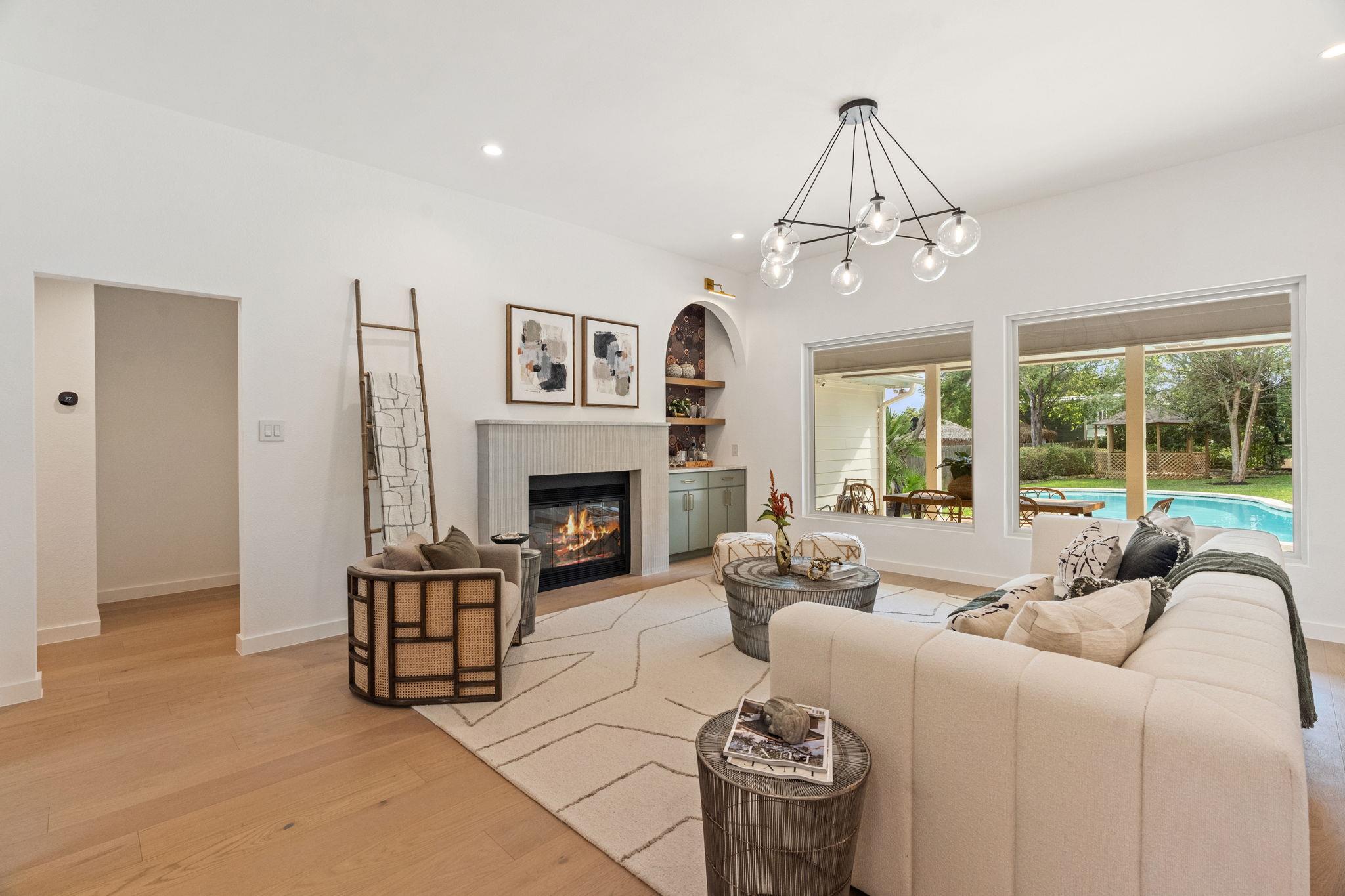 5609 Barker Ridge DR