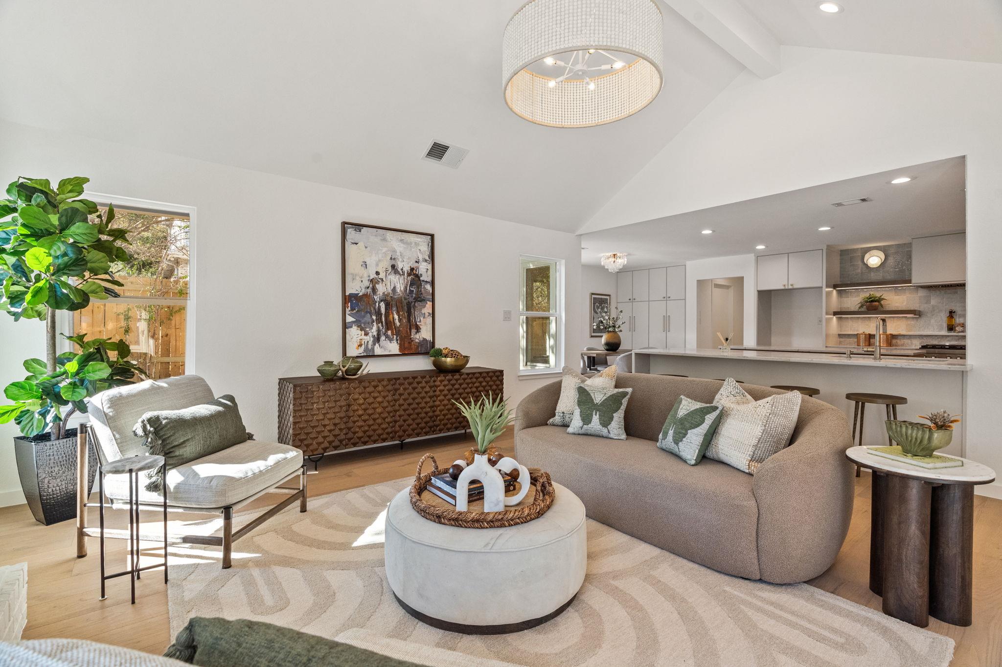 5609 Barker Ridge DR