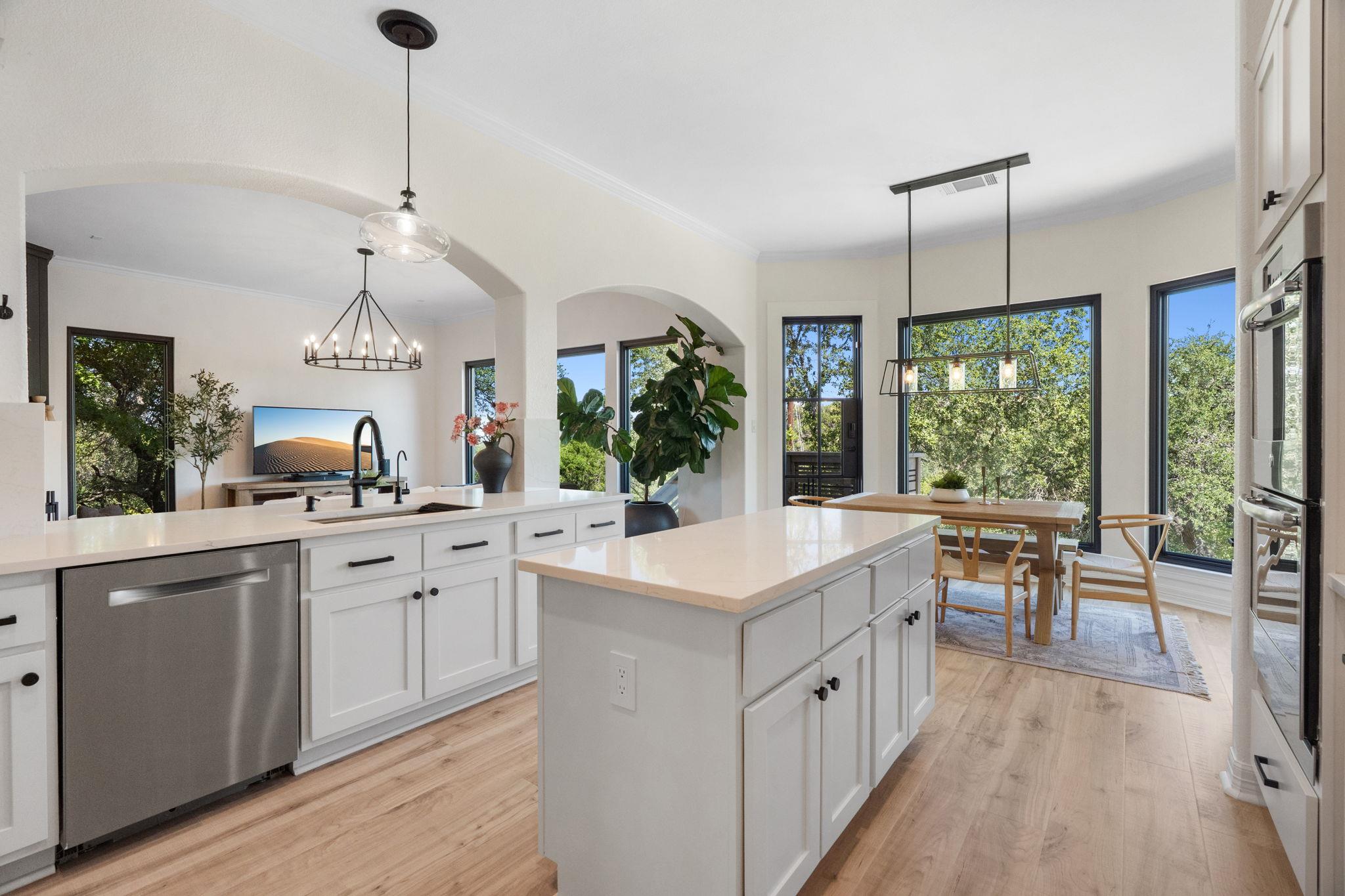 12104 Carlsbad DR