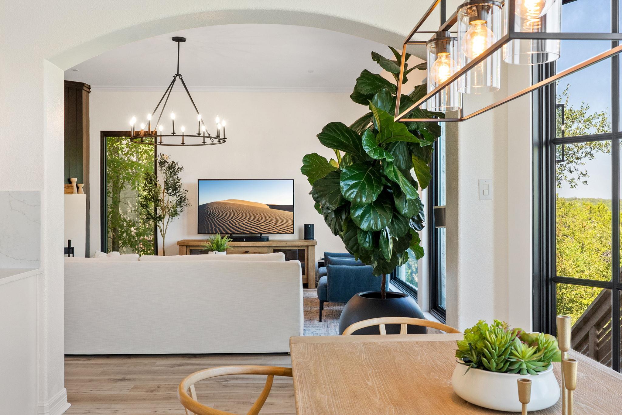 12104 Carlsbad DR