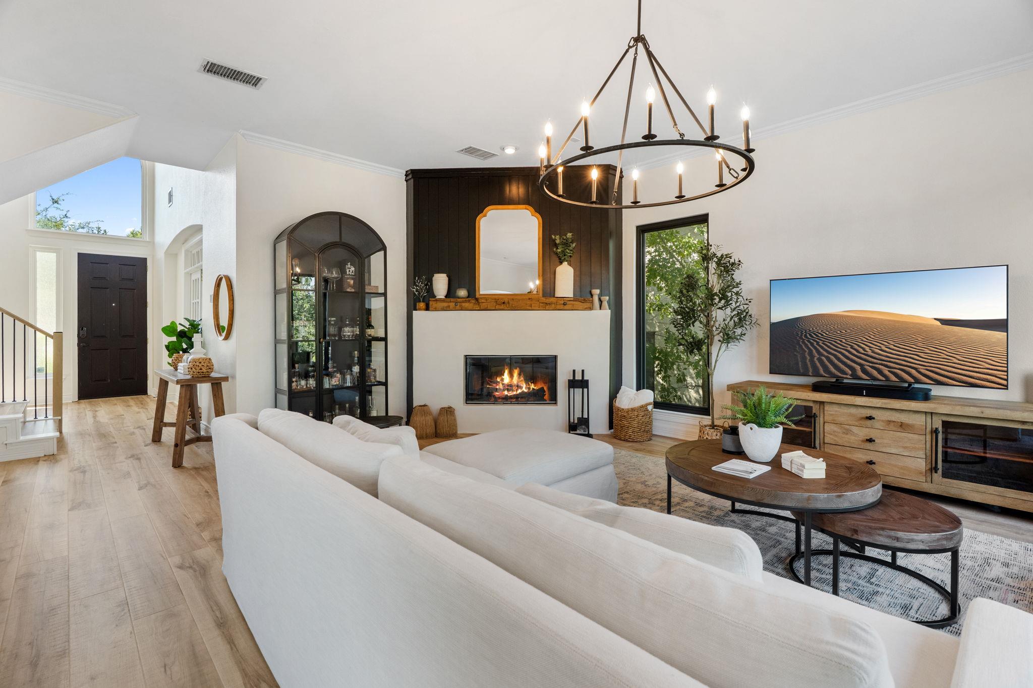 12104 Carlsbad DR