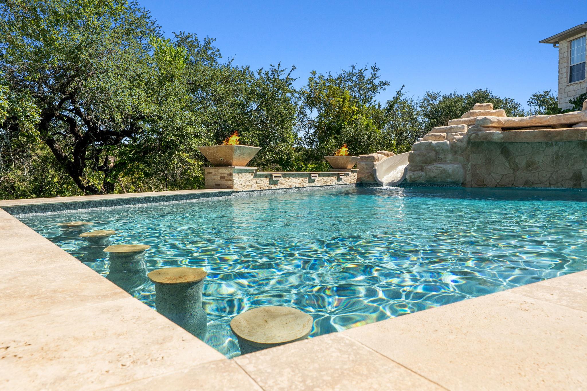 12104 Carlsbad DR