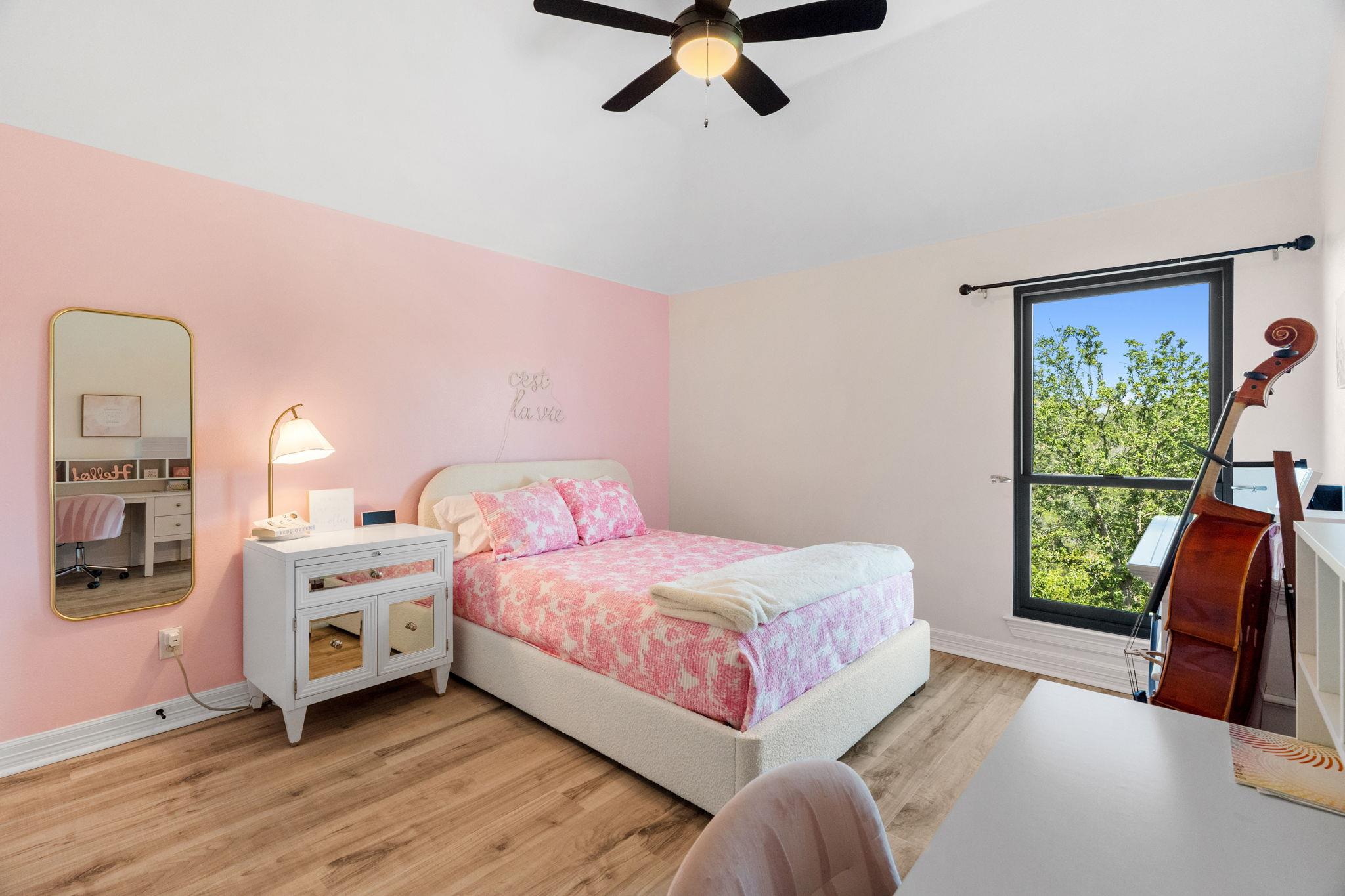 12104 Carlsbad DR