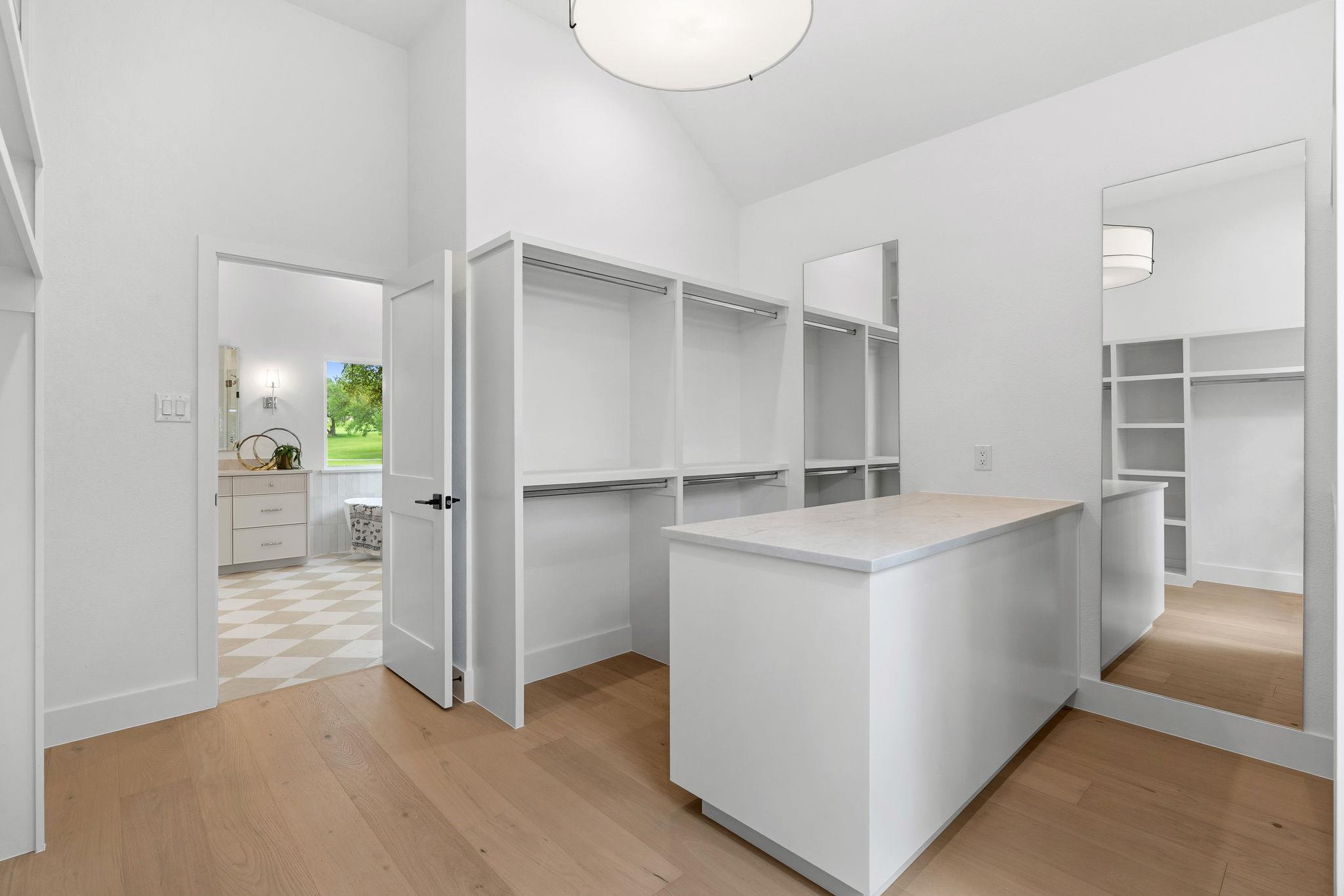 50 Tiburon DR