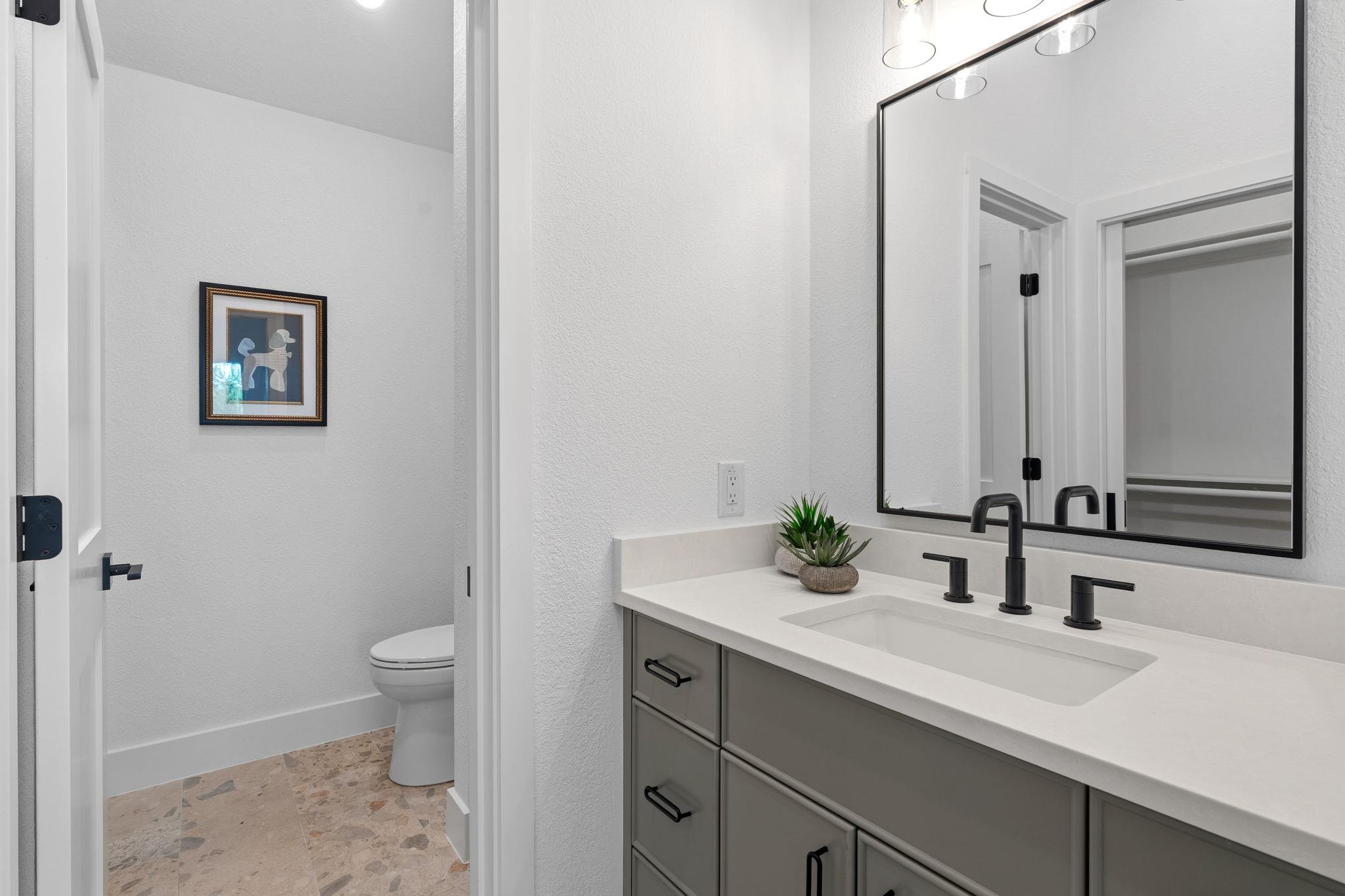 50 Tiburon DR