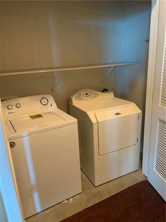 400 W Peachtree Street NW Unit 2004