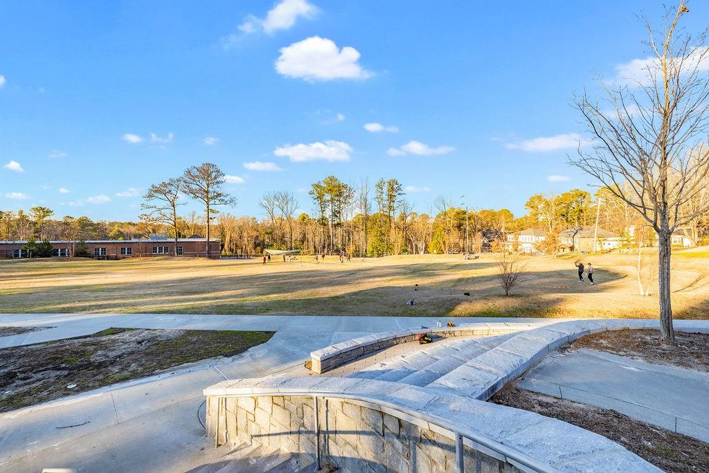 2527 Skyland Trail