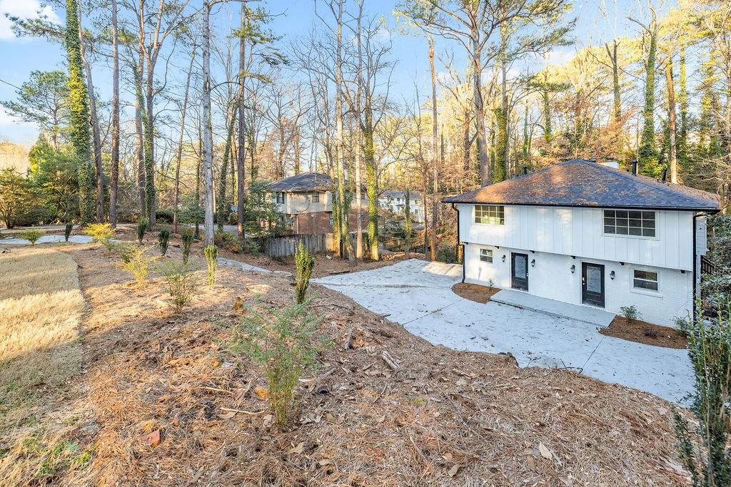 2527 Skyland Trail