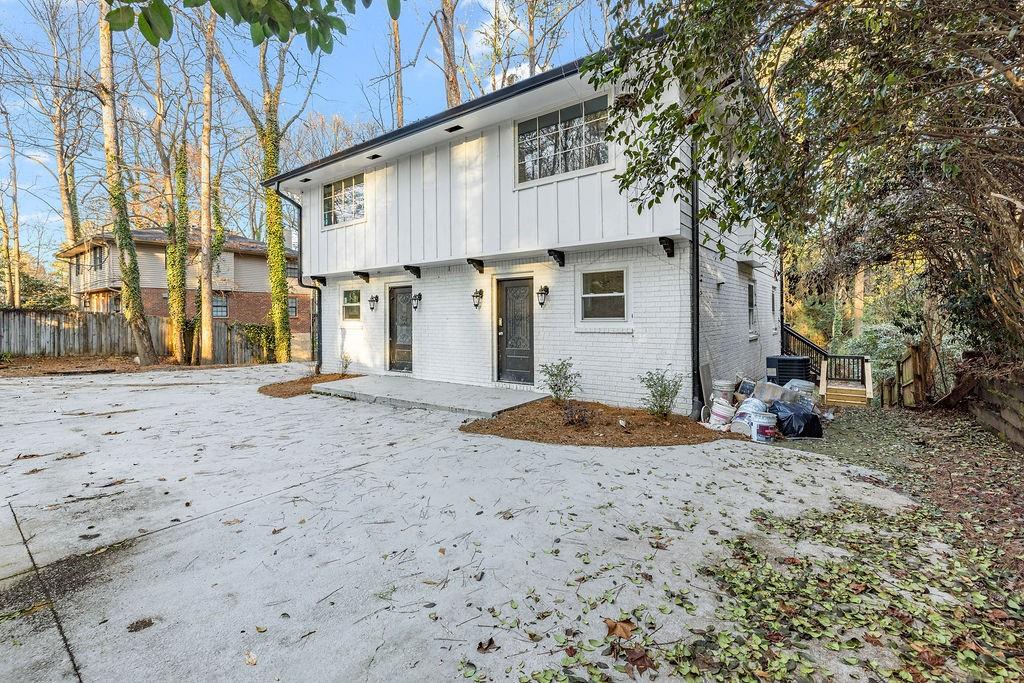 2527 Skyland Trail