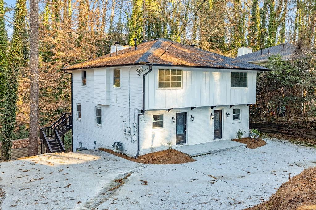 2527 Skyland Trail