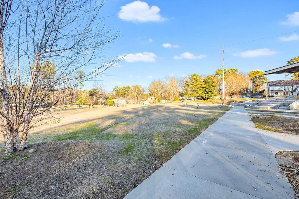2527 Skyland Trail
