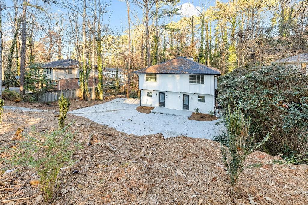 2527 Skyland Trail
