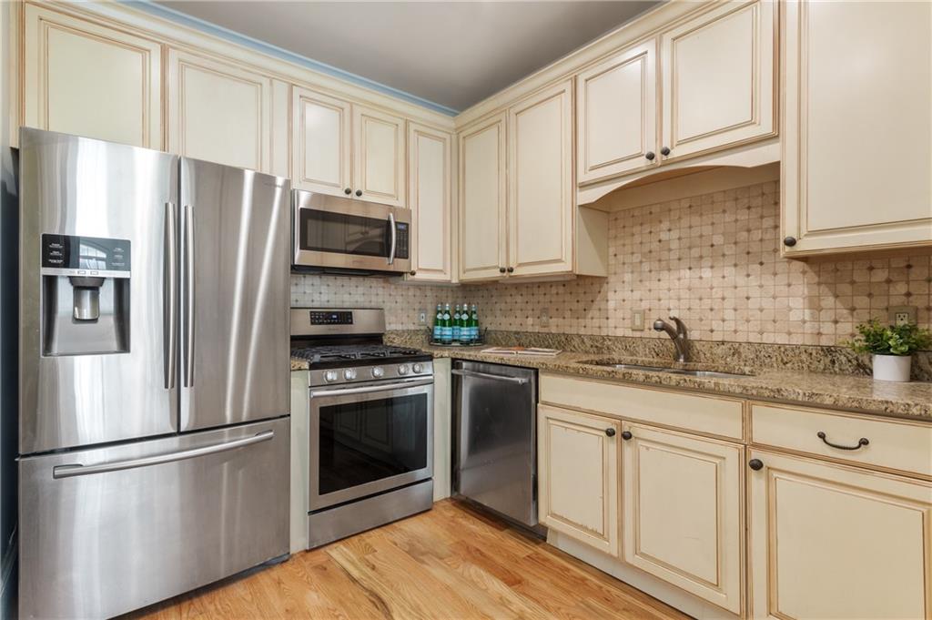 77 Peachtree Place NE Unit 411